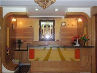 העיר בנגלור Ug Grand Hotel מראה חיצוני תמונה